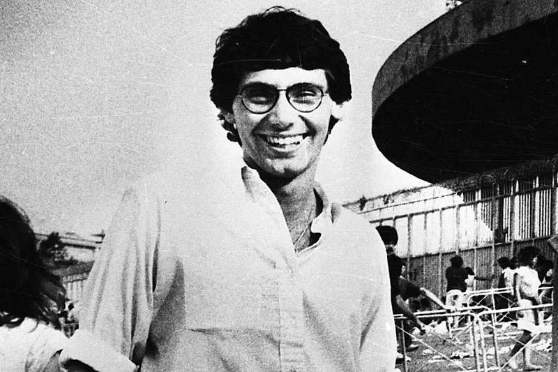 HistoryMttrs's tweet photo. 🇮🇹 #OTD #23Sept #Italy 

🎞  Fort Apache Napoli (2009) 🇮🇹

The story of Giancarlo Siani, a journalist killed by the Camorra,  the Mafia of Naples, on Monday 23 September 1985 in the residential district of Vomero, in Naples, Italy.

Giancarlo Siani was 26 years old.

🇮🇹 #23Set #Inquestogiorno #Italia

🎞  Fortapàsc (2009) 🇮🇹

La storia di Giancarlo Siani, giornalista ucciso dalla camorra, la mafia napoletana, lunedì 23 settembre 1985 nel quartiere residenziale del Vomero, a Napoli, Italia.

Giancarlo Siani aveva 26 anni.

🌹#GiancarloSiani #InMemoriam
