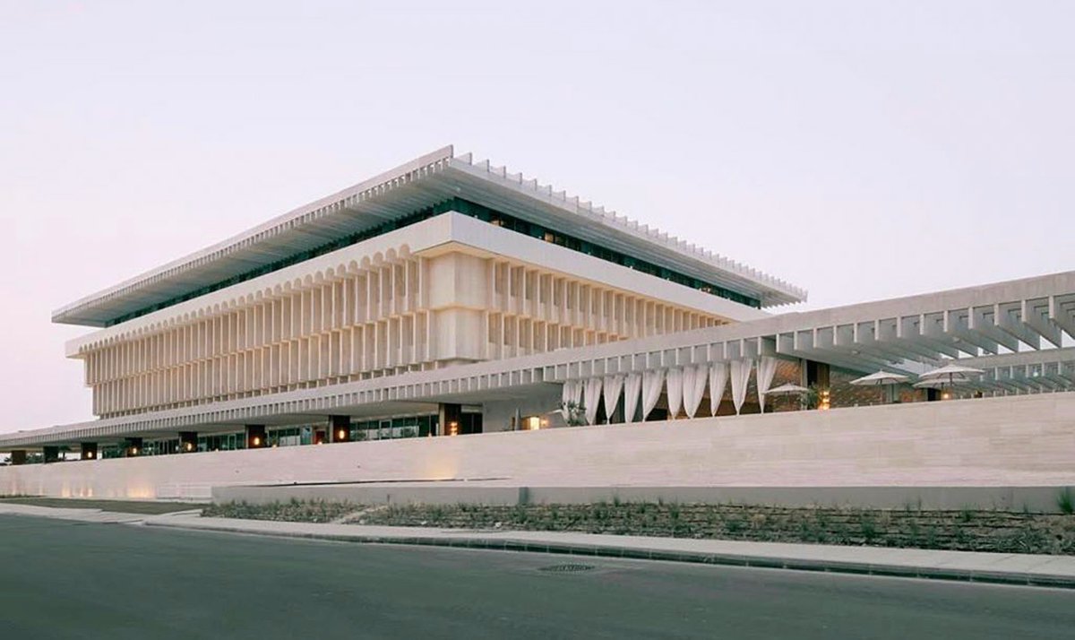 luusssso's tweet photo. The former Ministry of Interior building in Doha, Qatar was transformed into a 5 star hotel and it is absolutely stunning https://t.co/N2SweqdM4N