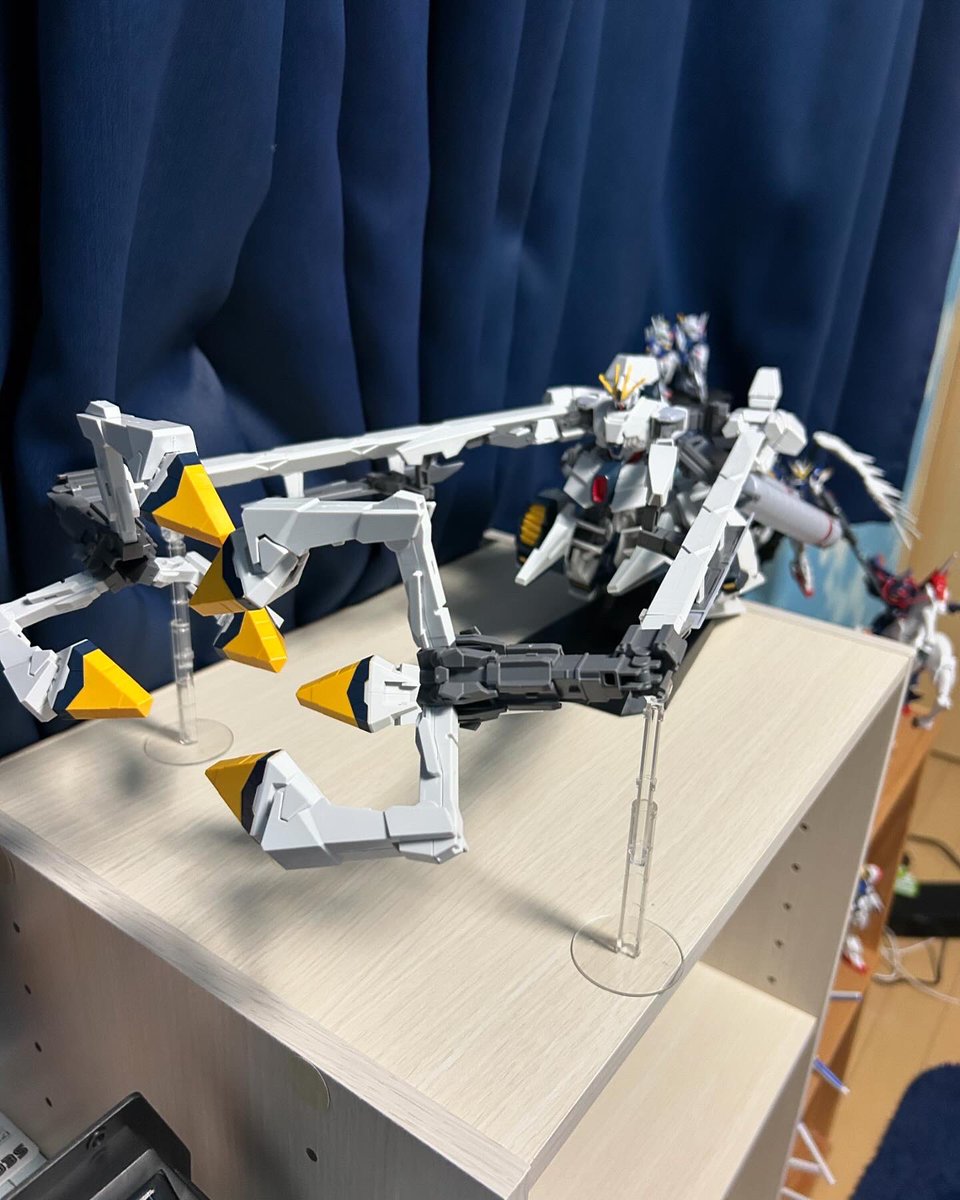 tomida1026's tweet photo. HGナラティブガンダムA装備 https://t.co/XnvwHBqzWR