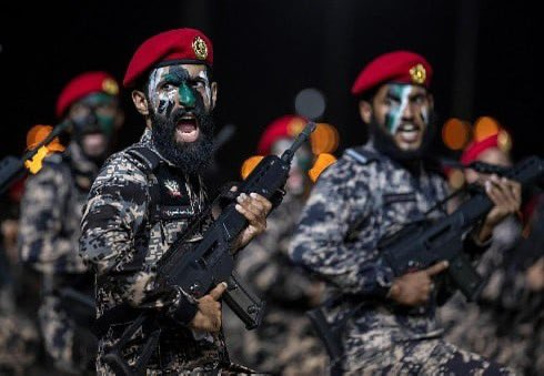 .

لا تكن محايداً
في حب بلادك.
كن متطرفاً
حتى الموت !

#اليوم_الوطني_السعودي_94