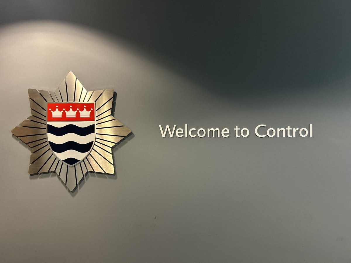 London Fire Brigade Control (@lfbcontrolroom) on Twitter photo We are recruiting for Control Officers 🎧☎️
Would you like to work in the busiest Fire Control in the UK dealing with over 200k 9️⃣9️⃣9️⃣ calls every year & supporting <a href="/LondonFire/">London Fire Brigade</a> response to over 120k incidents.
Check out the link below 👇
jobs.london-fire.gov.uk/jobs/999-contr… We are recruiting for Control Officers 🎧☎️
Would you like to work in the busiest Fire Control in the UK dealing with over 200k 9️⃣9️⃣9️⃣ calls every year & supporting <a href="/LondonFire/">London Fire Brigade</a> response to over 120k incidents.
Check out the link below 👇
jobs.london-fire.gov.uk/jobs/999-contr…