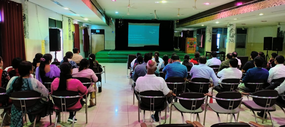 SRMPS's tweet image. HEALTH AND WELLNESS SEMINAR at SHRI RAMSWAROOP MEMORIAL PUBLIC SCHOOL

#funactivitiesforkids #kindergarten #cbscschool #learning #preprimary #preschool #preschoolactivities #boardingschool #LearningIsFun #DayBoardingSchool