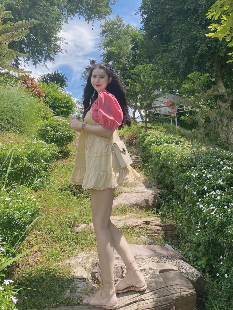 ถ่ายรูปไม่ค่อยขึ้น  แต่ตัวจริงขึ้นได้เก่งด้วย😜IDLINE lovelv.23  📷  #เหงาโสด #ชอบคนมีอายุ #โสดเกินปุ้ยมุ้ย  #ฝากรีทวิตให้ด้วยนะคะ #ทุกคนคะ