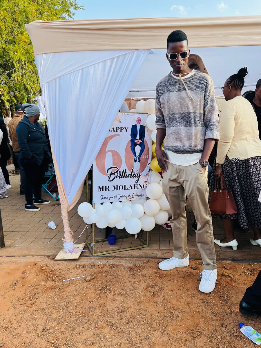 ThapeloSechoge2's tweet photo. It's not a rumor but the theme was like "shades of nude" and ke zamile the way I could!!! 🤎🤎🤎 https://t.co/jWyDLHlQR5