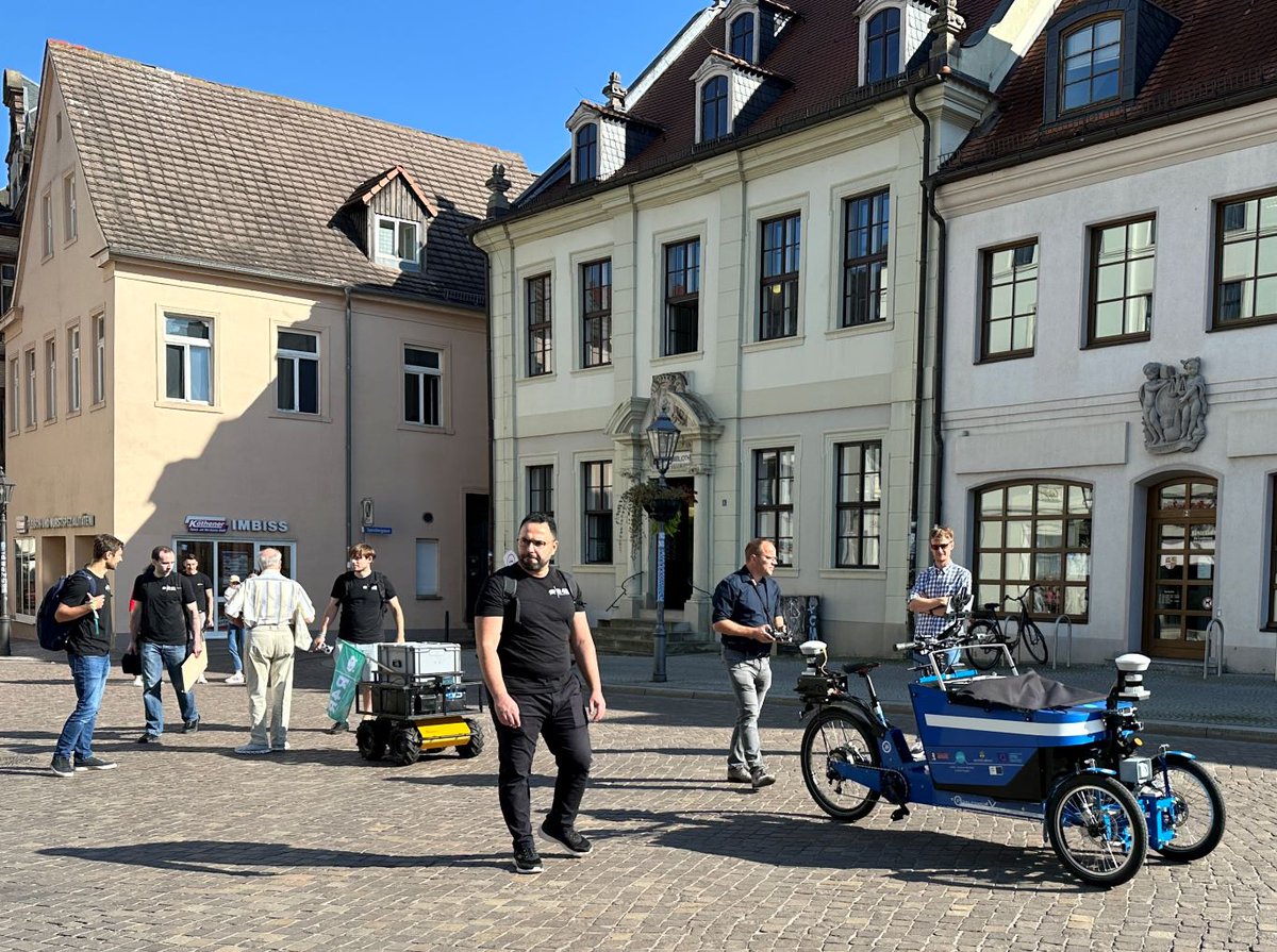 Ready for Smart City Robots tweet media