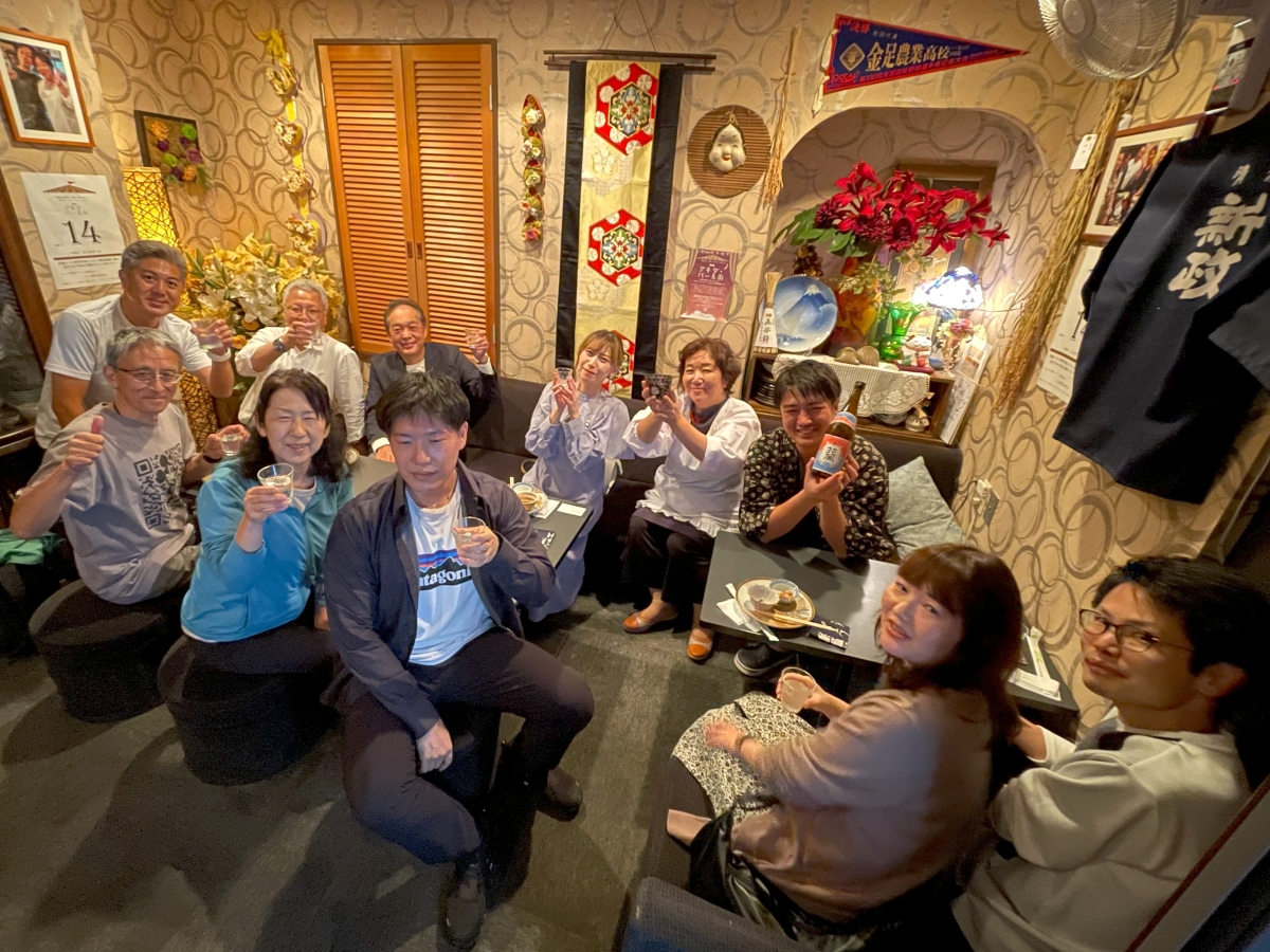 飲食イベント「第9回 アキタ・バール街」が9月21日、秋田市内の飲食店などを会場に開かれ、1100人以上の市民が飲み歩きと参加者同士の交流を楽しみました
↓
akita.keizai.biz/headline/3916/

#アキタバール街 #秋田県 #秋田市 #秋田 #Akita #Akitacity