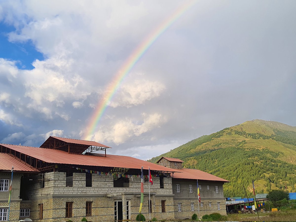 seto_bagh1's tweet photo. Good evening folks #rainbow #Upperkarnali https://t.co/elH5EkQzs0