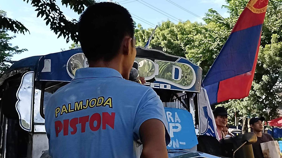 ABLasPinas's tweet photo. Sa walang tigil na pagtulak ng estadong PUVMP na ngayong PTMP, na siya'y atake sa kabuhayan ng tsuper at operator, paulit-ulit itong kinukundena ng mamamayan. 

(2/3) https://t.co/DSgCGx2Bgw