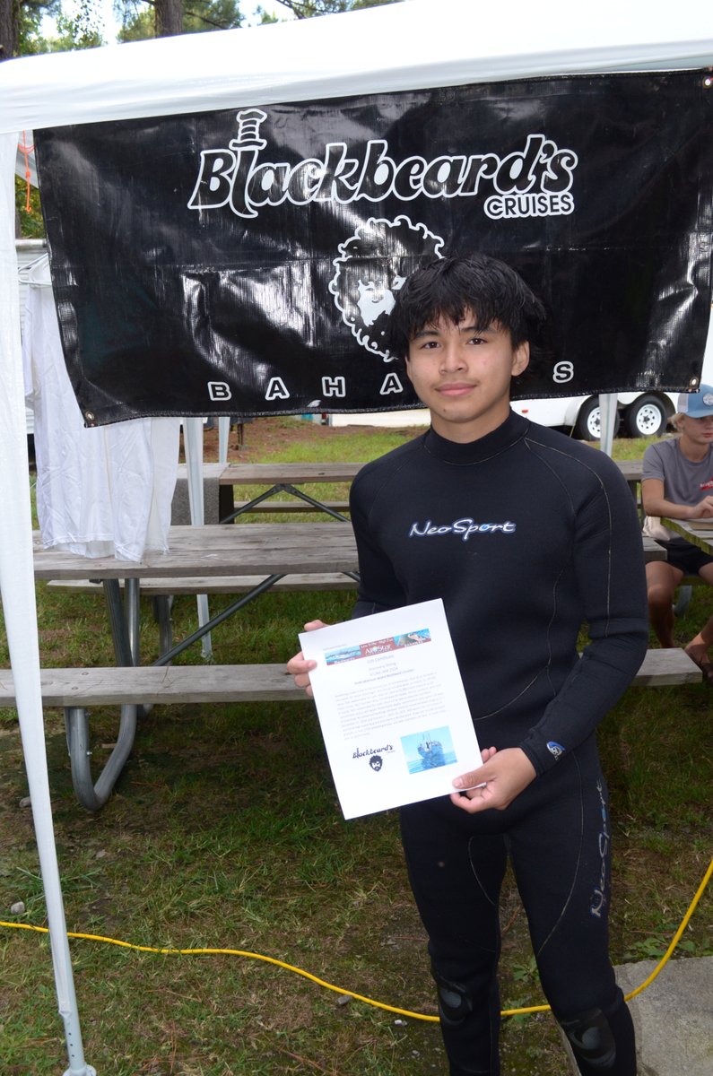 DiveASL's tweet photo. Congratulations to Mario Casiano, winner of this year's Blackbeard's trip! โต๐คฟ๐ดโโ ๏ธ Each year we donate a trip to the Boy Scout's Scuba Jam and we can't wait to welcome Mario onboard!!
#allstarliveaboards #blackbeards #bahamas #caribbean #scuba https://t.co/zDv3SeLVw5