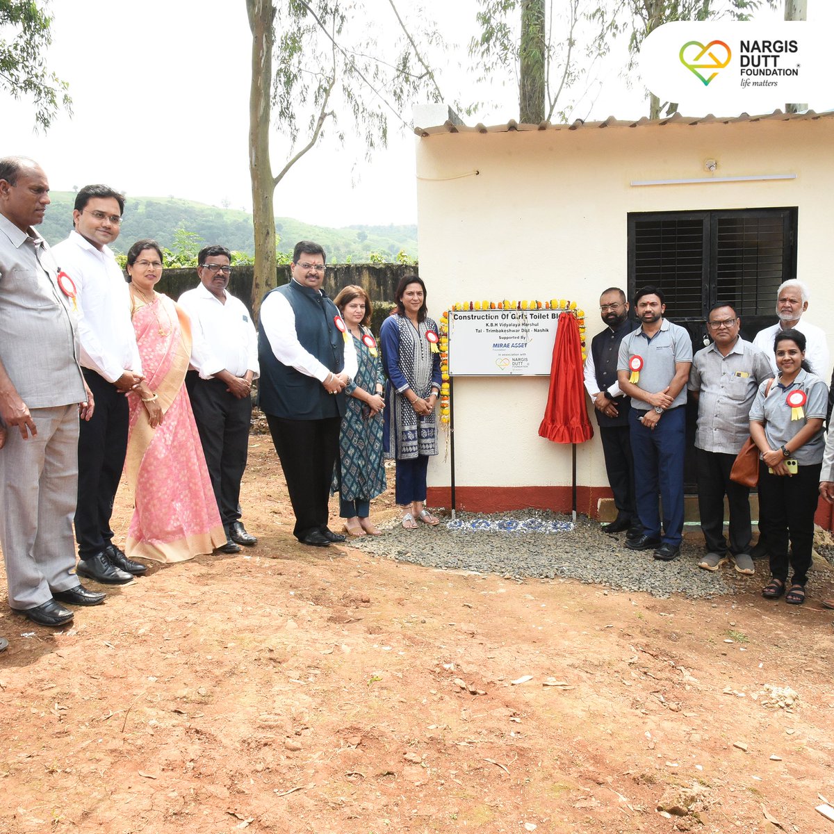 ND_Foundation's tweet photo. We are grateful for the opportunity to partner with @MAFoundation_IN in supporting the construction of toilet blocks for boys and girls at KBH Vidyalay Harsul in Trimbakeshwar, Nashik.
(1/2)

#NargisDuttFoundation #LifeMatters #MiraeAssetFoundation #ToiletFacilities https://t.co/eoCzXkaPJO