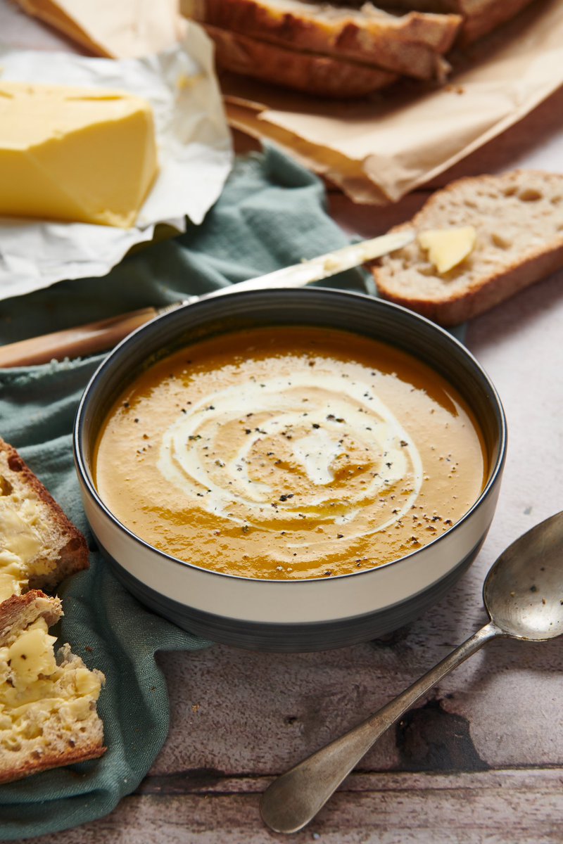 With Autumn now fully upon us, it's definitely time to start enjoying a warming bowl of soup for lunch. 

Who else loves a swirl of cream on the top?