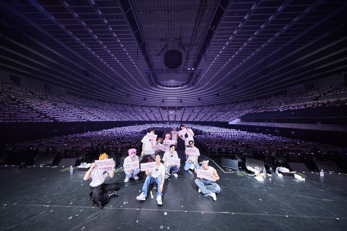THEBOYZJAPAN's tweet photo. #THEBOYZ WORLD TOUR : ZENERATION II IN JAPAN 

誰よりも大切なTHE B
Stay with THE BOYZいつまでも
またすぐに会いに来ます✨

#ドボイズ https://t.co/OBPOS2ABqG