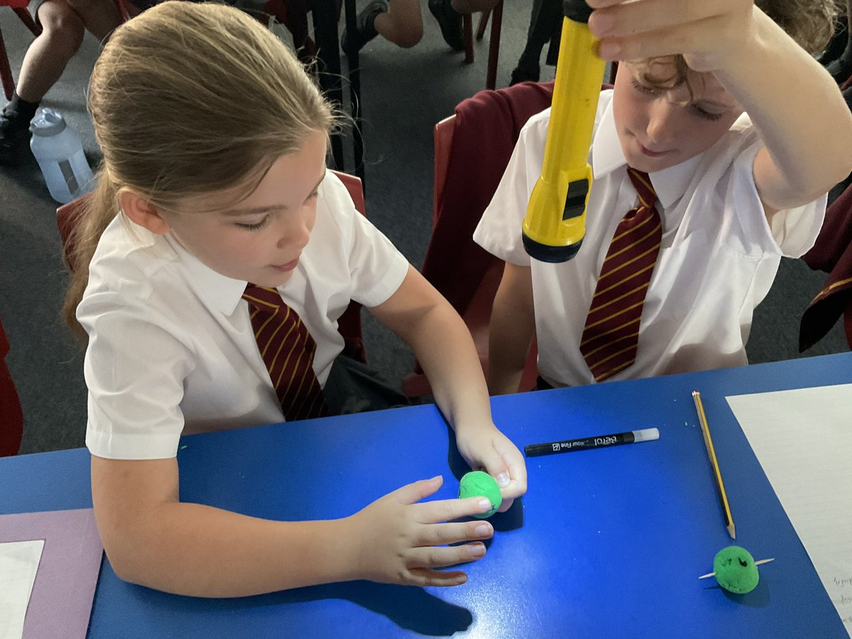 PDA_Y5's tweet image. In Science, we have been learning about Earth &amp;amp; Space! We used play doh shaped in spheres to resemble the Earth and the torches acted as the sun. 

As well as orbiting the sun, we know that the Earth turns on its axis giving us day &amp;amp; night. #pdascience 🌎🌞
