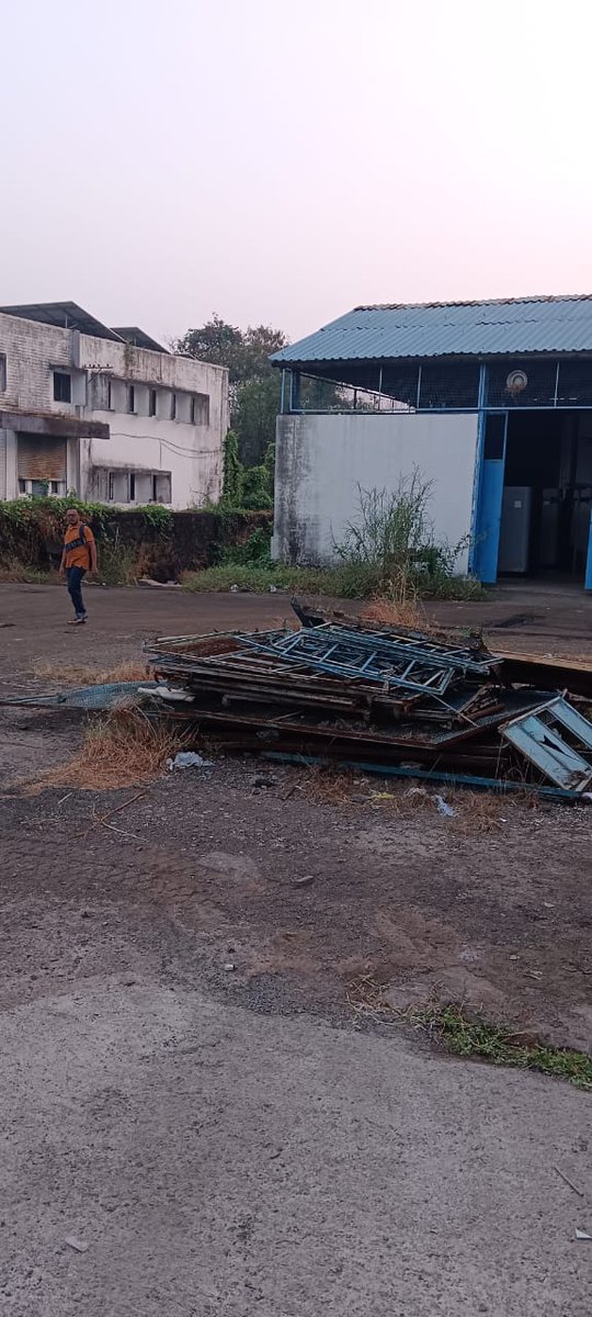 Mpf_Avnl's tweet photo. Under SHS24, on 23rd Sept 2024 AVNL Ambarnath carried out a special Scrap Disposal Drive to continue the Swachhh Bharat Mission.

 #SHS2024
#SanskaarSwachhata
#CleanIndia #SwachhBharat  #SwachhataHiSeva@MoHUA_India  @AVANI_PR @sanjaydwivedi28 @PMOIndia @DefenceMinIndia  @DefProdnIndia