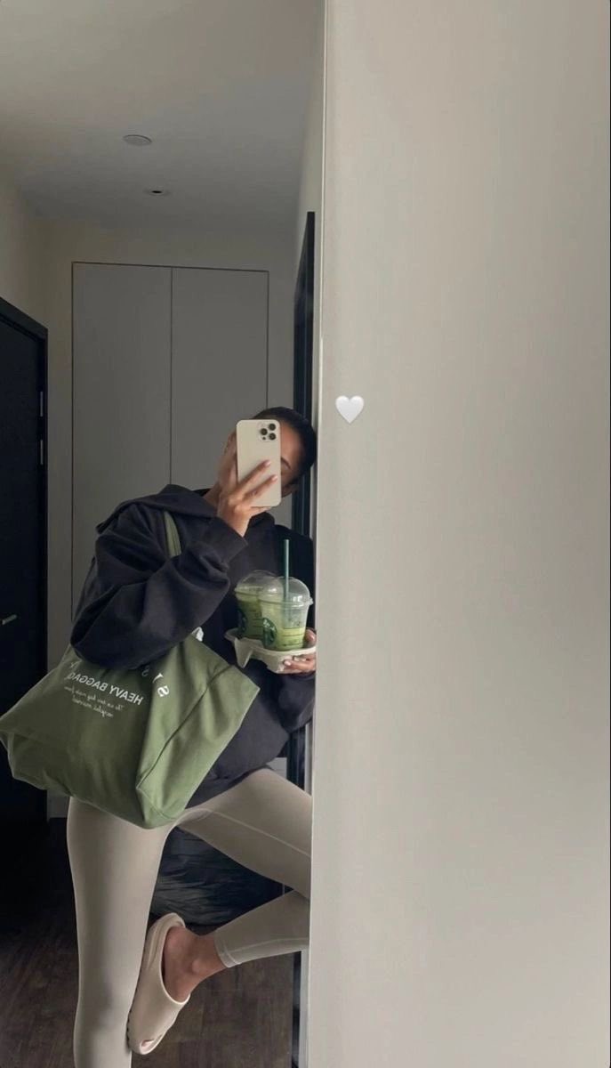 classyladylife's tweet photo. Productive Monday morning! https://t.co/cRj2W2DTIG