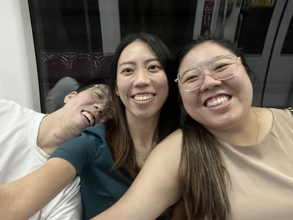 yien_y's tweet photo. 快樂的4天3夜 
快樂的時光過得特別快 https://t.co/dzjhpDwUG4