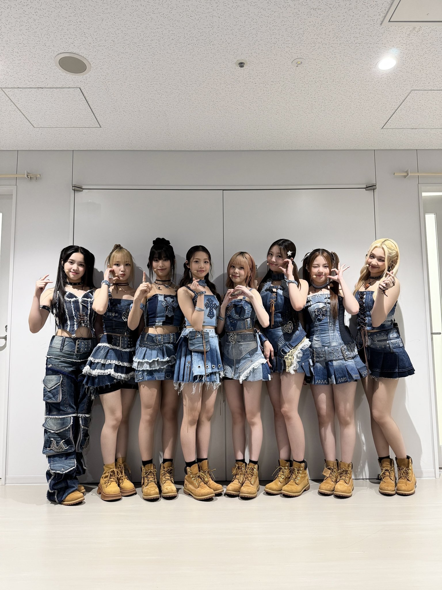 GYKW5aMbgAAkCfA?format=jpg&name=large