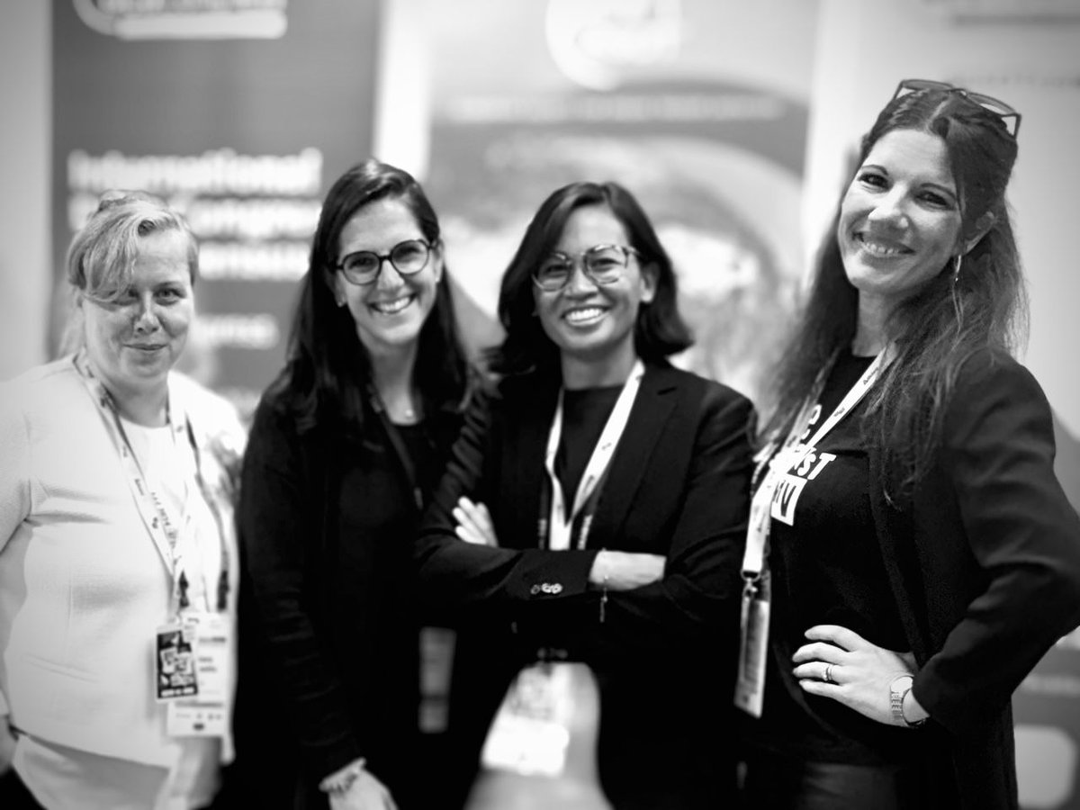 devisomey's tweet photo. Day 2 and I was delighted to meet @sl3mk3 and Ana Paula doing amazing work in transplantation. Good energy! @chiaraparisotto #riseagainstcmv https://t.co/3KJAjGqtlh