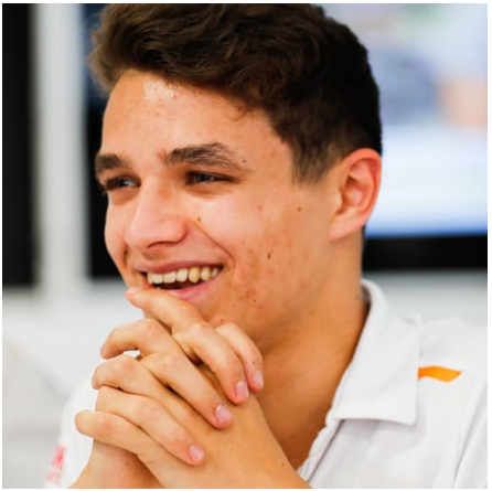 🏎️Another sensational performance from OM Lando Norris saw him win the Singapore Grand Prix in style yesterday!🇸🇬

🏆The win leaves Lando second in the Drivers’ Championship, 52 points behind Red Bull’s Max Verstappen.

😃Congrats, Lando!