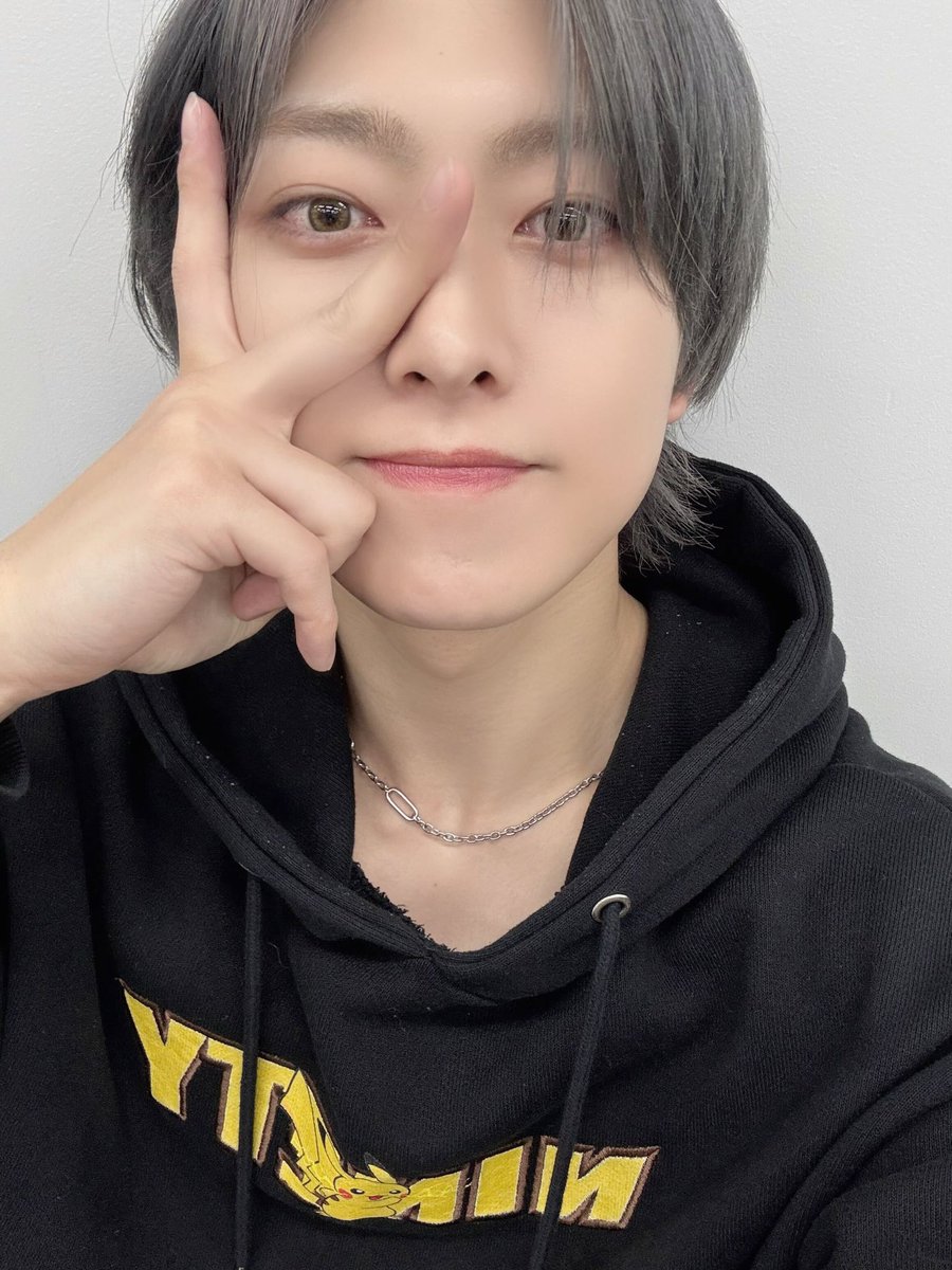andTEAM_members's tweet photo. またね夏 🌻
おいでよ秋 🌕

#andTEAM #FUMA https://t.co/3kz82fHVes