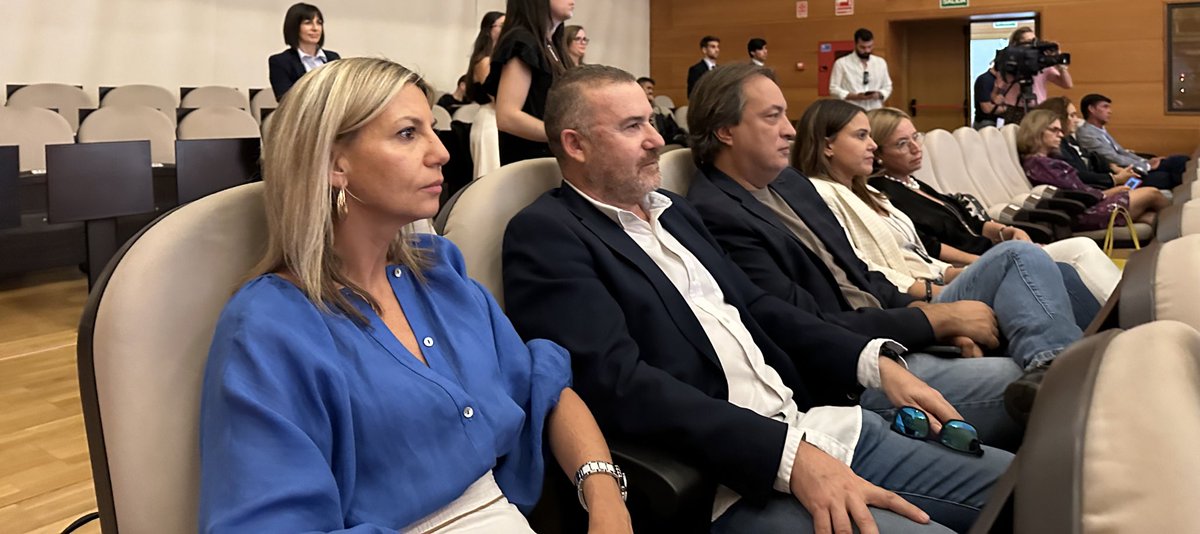 psoejaencapital's tweet photo. Foro #OleoTour en #Jaén junto al ministro de @minturgob @jordihereub donde se ha hablado de los retos para el futuro del oleoturismo y la gastronomía de nuestro Aceite de Oliva 🫒 basado en la sostenibilidad y excelencia 

Una jornada organizada por @dipujaen 

#PSOEdeJaénContigo https://t.co/Y3mS4WE7Yq