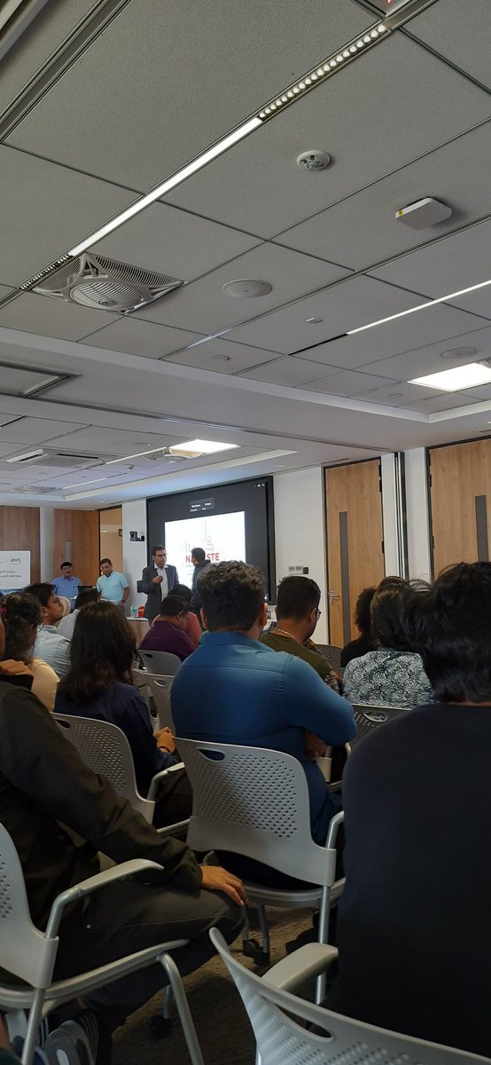 tanmay_7961's tweet photo. Had a blast at the AWS User Group Pune meetup at Veritas! Learned about AI and heritage, branding strategies, and data protection.
@jenlooper @aditisawhney Thanks, @AWSUGPune @WeShallAWS @DheerajC30 for an amazing event!
#awsugpune #awsveritas #backupexec https://t.co/9fvrCRX7zT