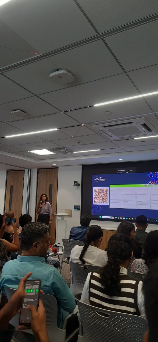 tanmay_7961's tweet photo. Had a blast at the AWS User Group Pune meetup at Veritas! Learned about AI and heritage, branding strategies, and data protection.
@jenlooper @aditisawhney Thanks, @AWSUGPune @WeShallAWS @DheerajC30 for an amazing event!
#awsugpune #awsveritas #backupexec https://t.co/9fvrCRX7zT