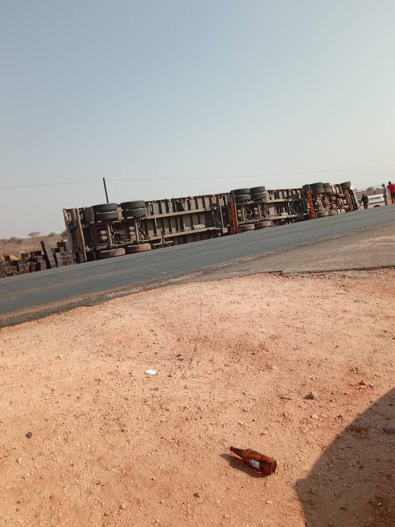 darkyis_hgim's tweet image. yeah, i was there 😎 eloli inamulyuuva💀🍺