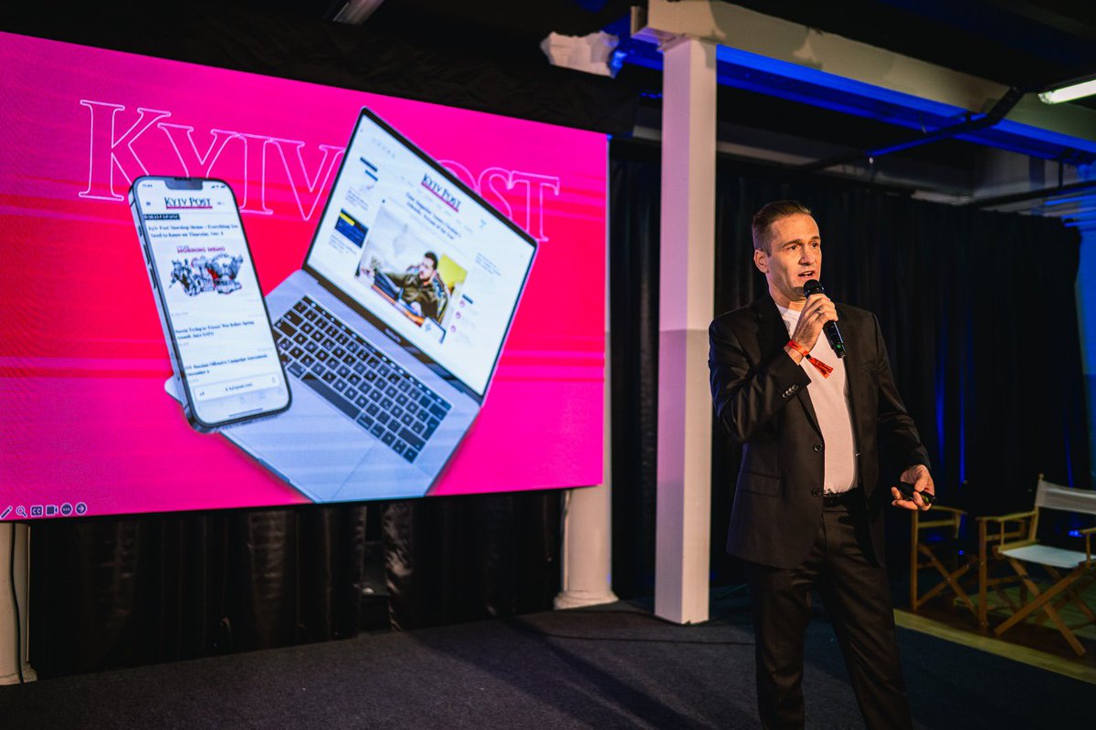 Weekend Media Festival tweet media