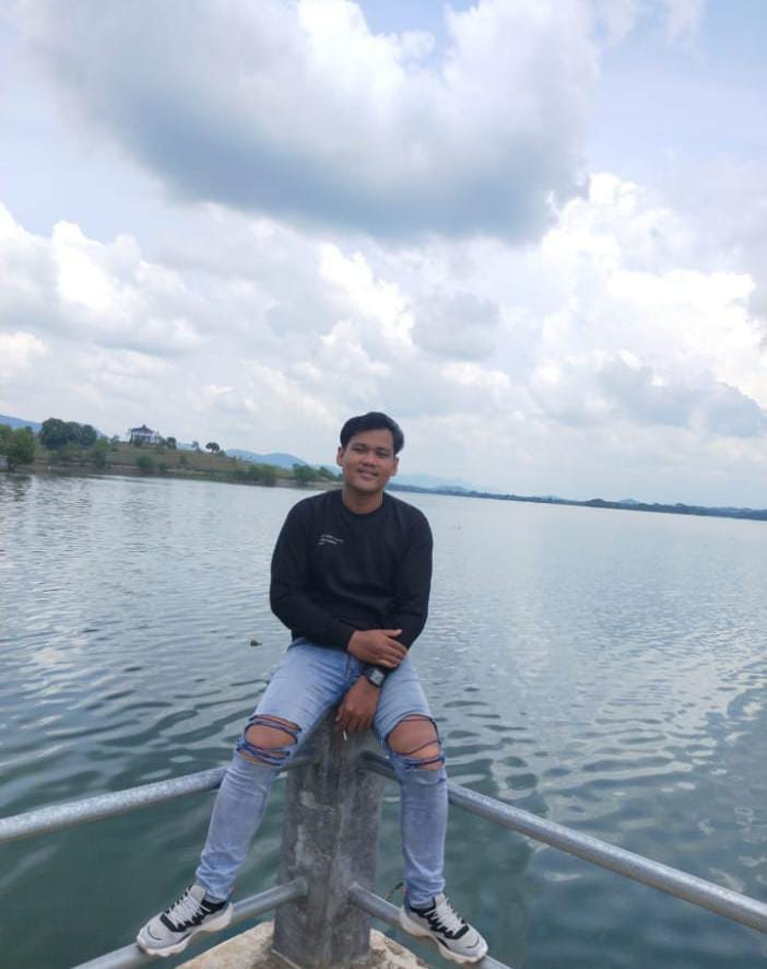 alaybjm's tweet photo. jum'at tgl 20 september 2024 skj 18:00wita telah meninggalkan rumah hingga sekarng belum pulang dan tidak diketahui keberadaan nya,Atas nama
-IRVAN DWI ABIDIYANI ±27 Thn,warga jalan simpang kuin selatan Gg Husada Rt 15 no 87  bisa menghubungi 
Sdr Khusnul Khotimah -087737716667 https://t.co/BSC8M0s6Aa