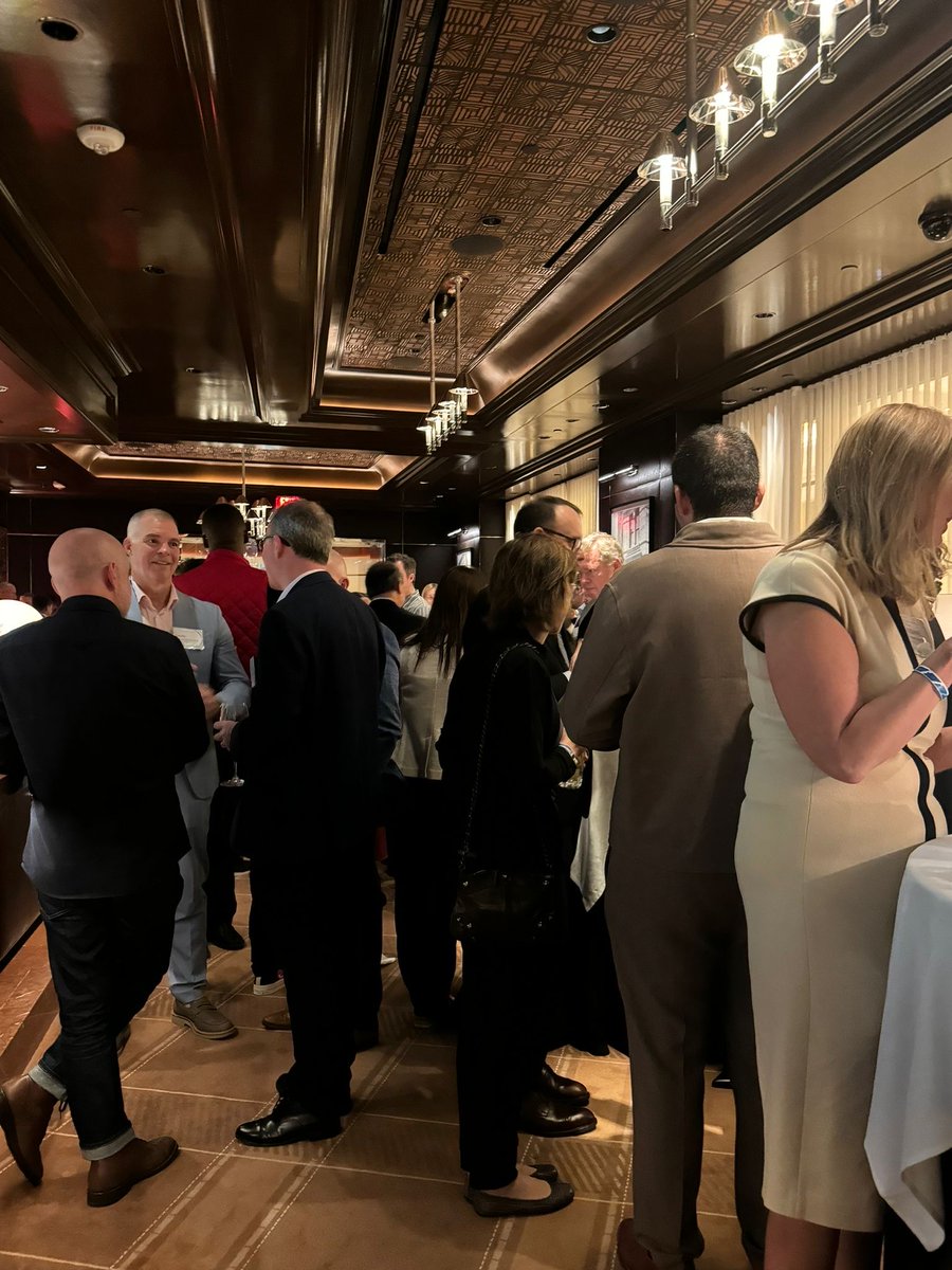 🌎 Ja som a Boston! La delegació catalana liderada per #Biocat assistirà al #WMIF2024 organitzat per <a href="/MGBInnovation/">Mass General Brigham Innovation</a>
 
🤝 Han fet nous contactes en l'acte de networking de la Welcome VIP Reception del <a href="/MassGenBrigham/">Mass General Brigham</a>
 
🔝 La catalana és la delegació més nombrosa de fora dels EUA.