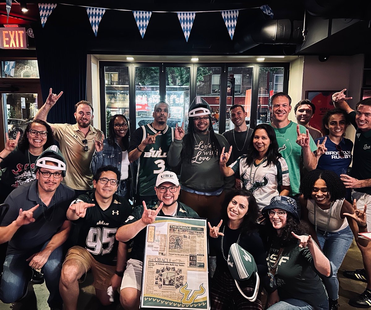 USFNYC's tweet photo. USF New York Alumni 💚💛 Thanks so much to all of our fellow Bulls who came out for our watch party last Saturday! 🐂 https://t.co/3SMo4HleF6