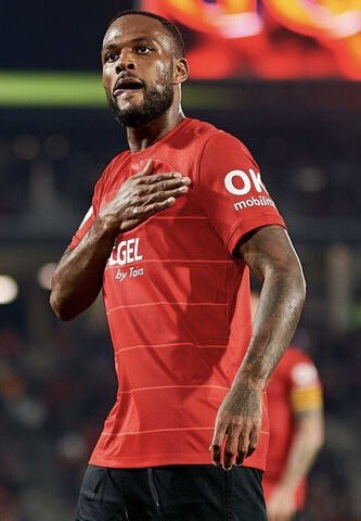 Luisfor👹 tweet media
