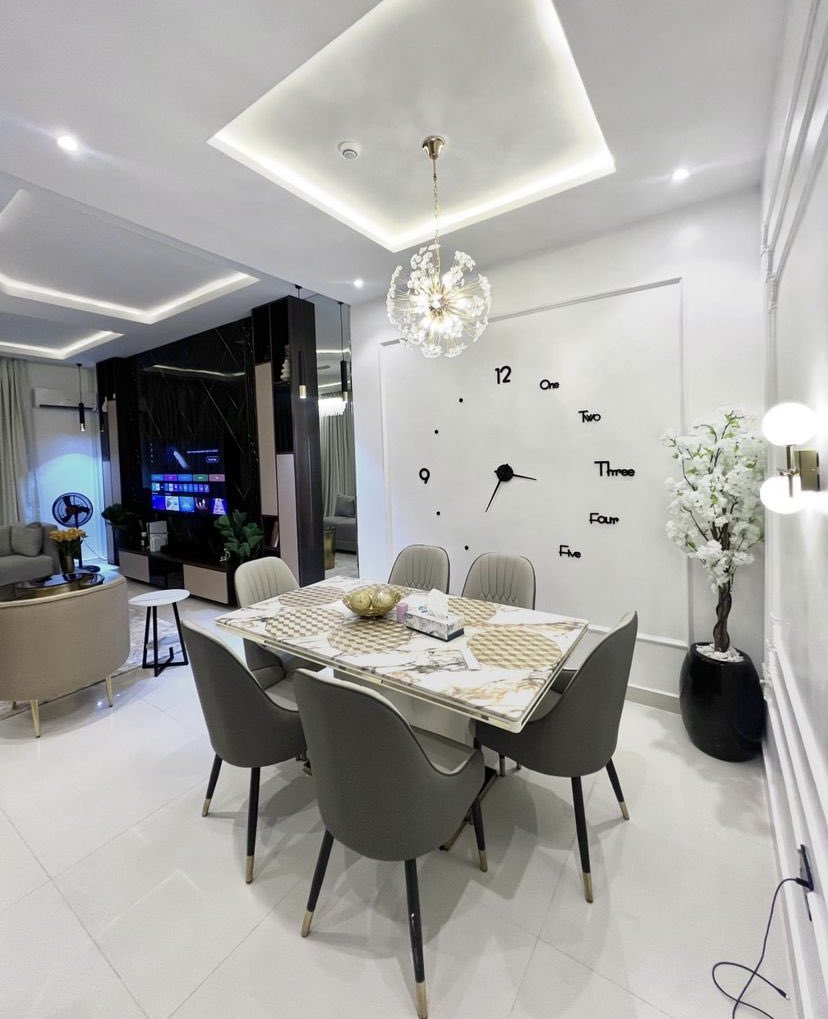 shortletsbytim's tweet photo. 3 bedroom apartment available for shortlet
location: Katampe extension abuja
Price: 300k/night
Please note that prices are subject to change
Whatsapp: +2348130241250
#abujashortletapartment #abujashortlet #apartment #airbnb #realestate #abuja #federalcapitalterritoy #nigeria https://t.co/DAFwFqhfqB
