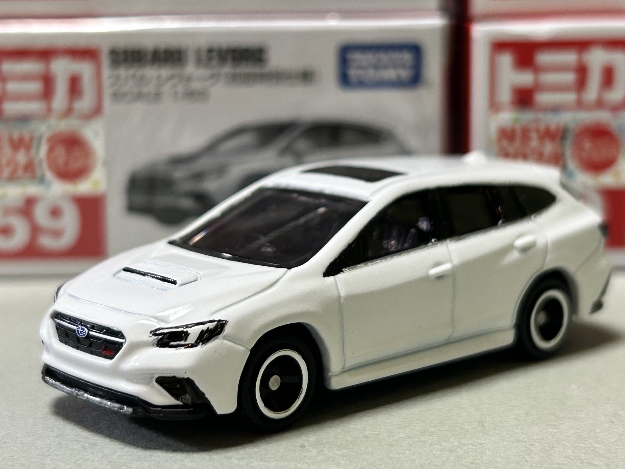 トミカ改造 スバル 新型 レヴォーグ 初回限定色 ☆深リム