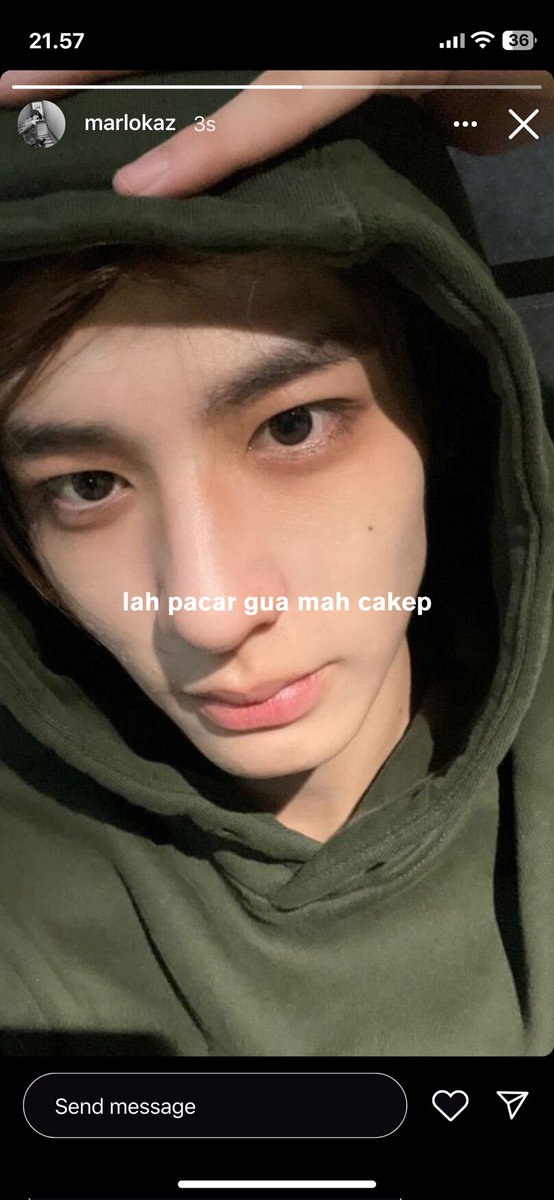 maruzipn's tweet photo. lah pacar gua mah ganteng — FIN. https://t.co/RN2g5Qim5k