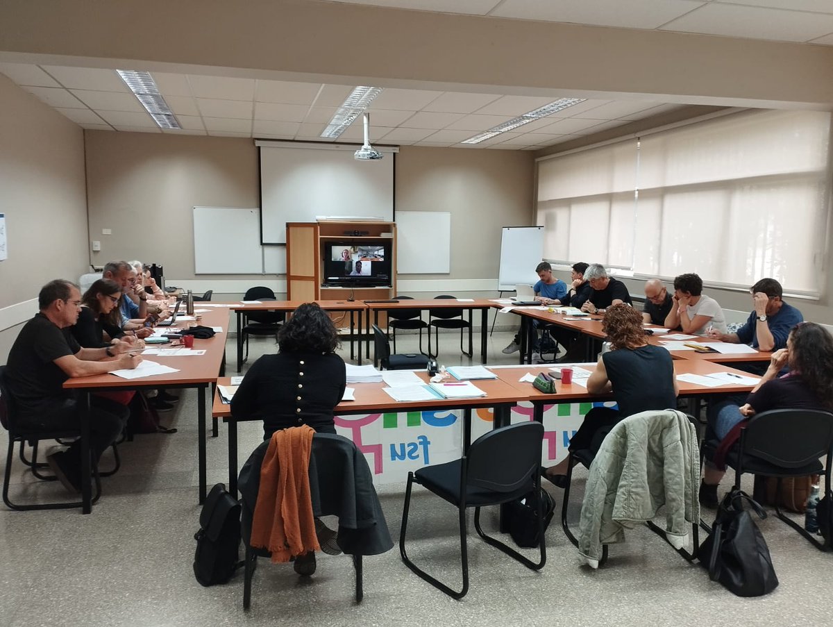 sneshdf's tweet photo. Stage HDF-FSU à Buenos Aires. Représentants des deux degrés, d'Argentine, Chili, Uruguay, Paraguay, Brésil. Situation de l'AEFE, action de la FSU pour les personnels détachés et locaux, droits des personnels. https://t.co/Nk6tUulmgy
