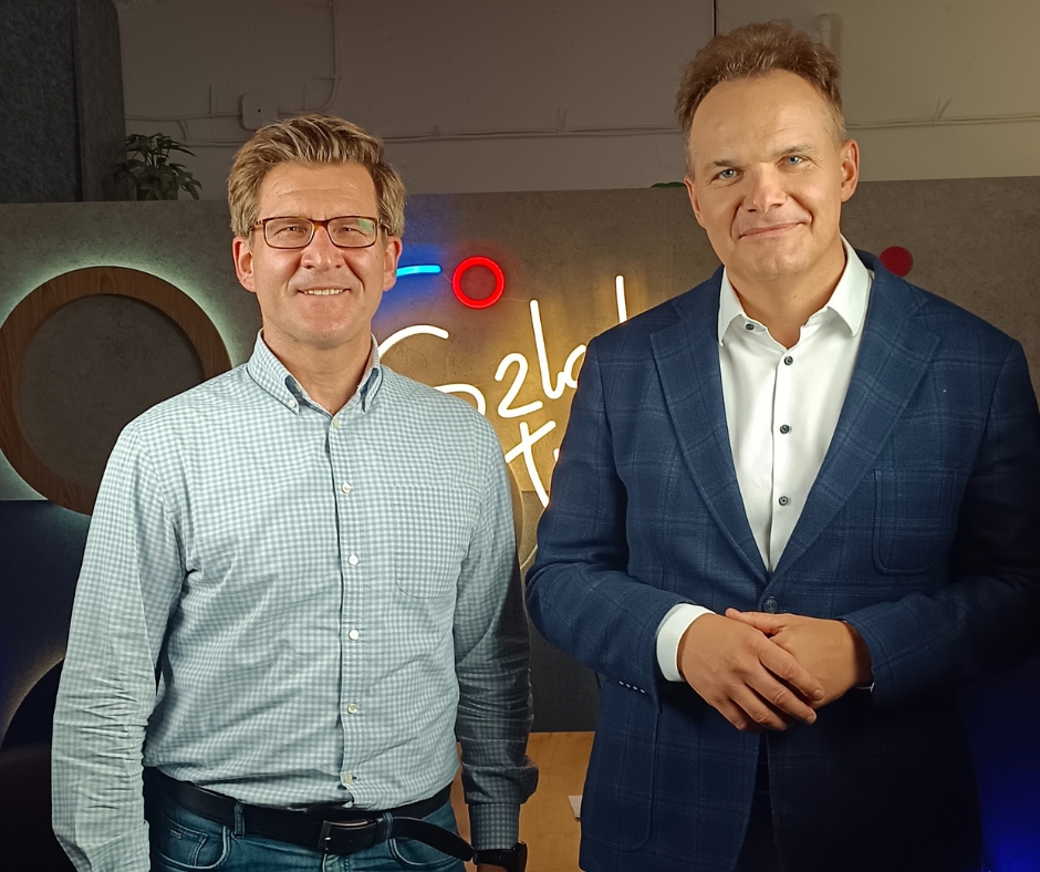 SergiuszT's tweet photo. W najnowszym odcinku podcastu Szlak Trafił gościłem Profesora  Marcina Piątkowskiego @mmpiatkowski ! Rozmawialiśmy https://t.co/dZhJVmvRI7. o Złotym Wieku,  który Polska obecnie przeżywa! Serdecznie zapraszam do obejrzenia - link w komentarzu! https://t.co/g76DwrztAc