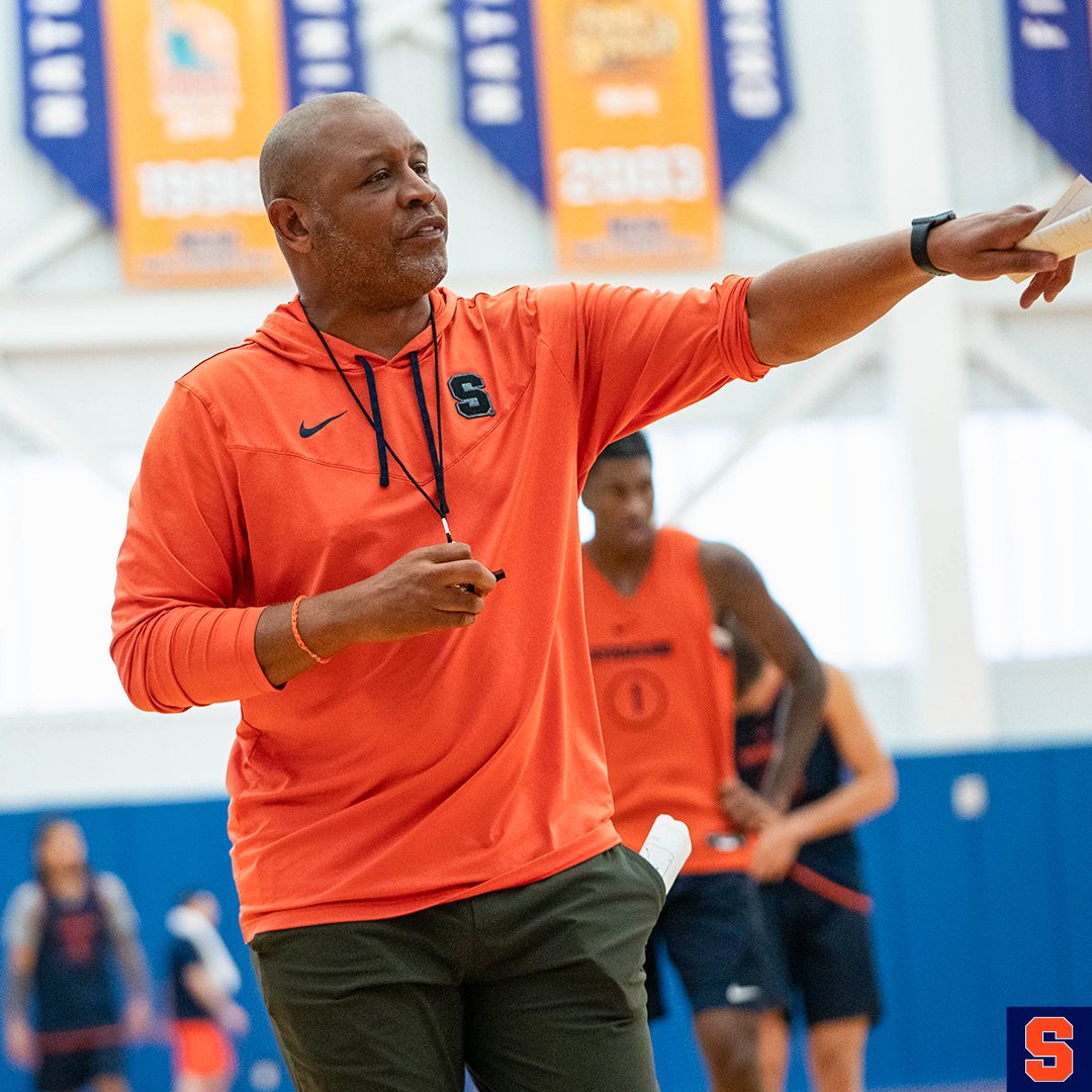 Cuse_MBB's tweet photo. Stay Tuned! ⏰ 

The ACC schedule drops Tuesday at 8 PM ET! https://t.co/EvE9xuGbiL