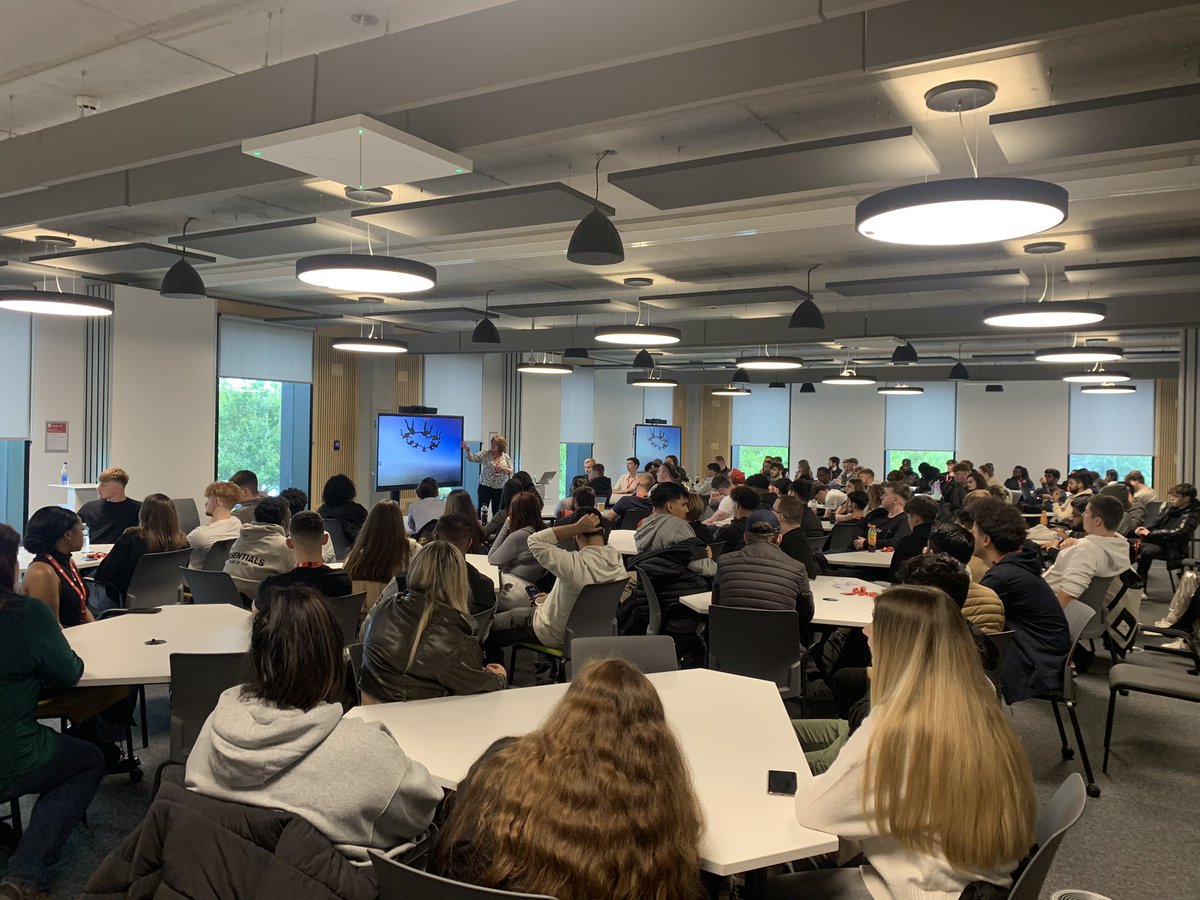 Vision and Strategy of the <a href="/BusinessStaffs/">Staffordshire Business School</a> during the welcome  week with our new #students. <a href="/cdesouthall/">Carol Southall</a>