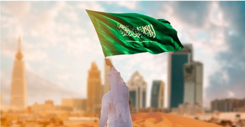 كل عام والمملكة وشعبها بألف خير وازدهار 🇸🇦
#اليوم_الوطني94 #اليوم_الوطني