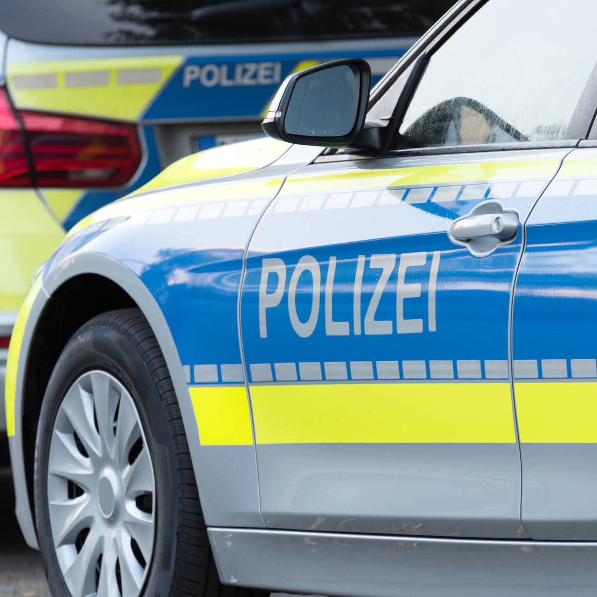 Zeugensuche nach Unfall mit Shuttlebus dlvr.it/TDZm85