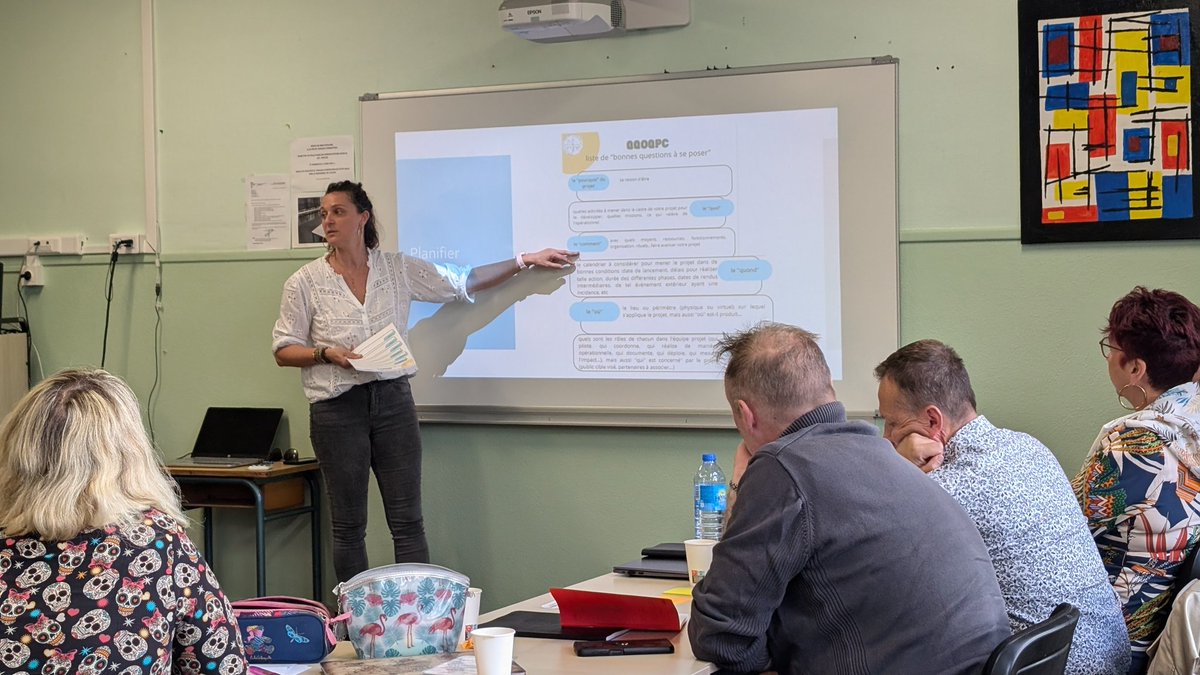 Nouvelle session "Accompagner les directeurs et directrices dans l'animation d'équipe en proposant des outils d'intelligence collective" ce lundi  au sein de la circonscription de Boulogne 1 : décider, planifier et accompagner collectivement avec des outils adaptés !