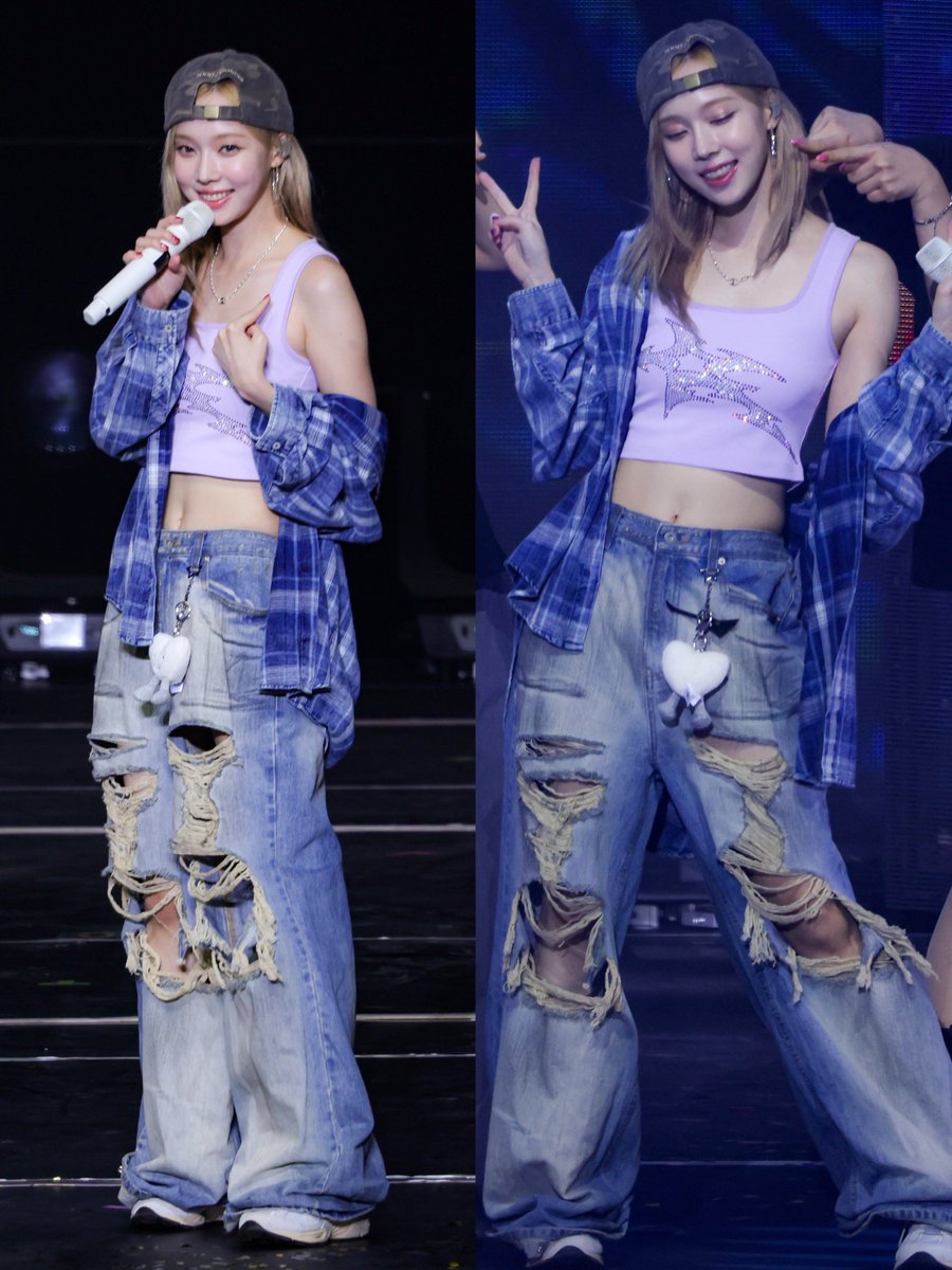 archivedwinter's tweet image. this winter outfit is so hot