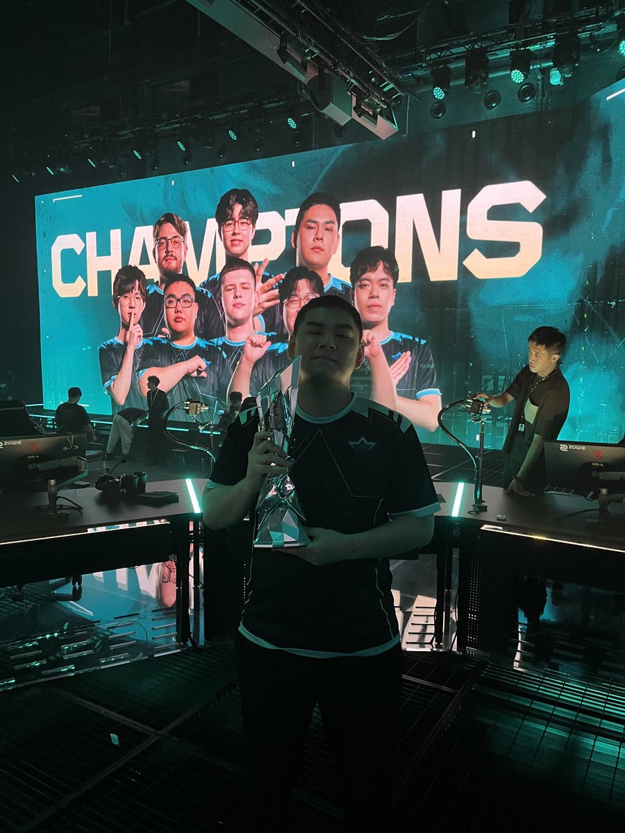 WOL Fayde tweet media