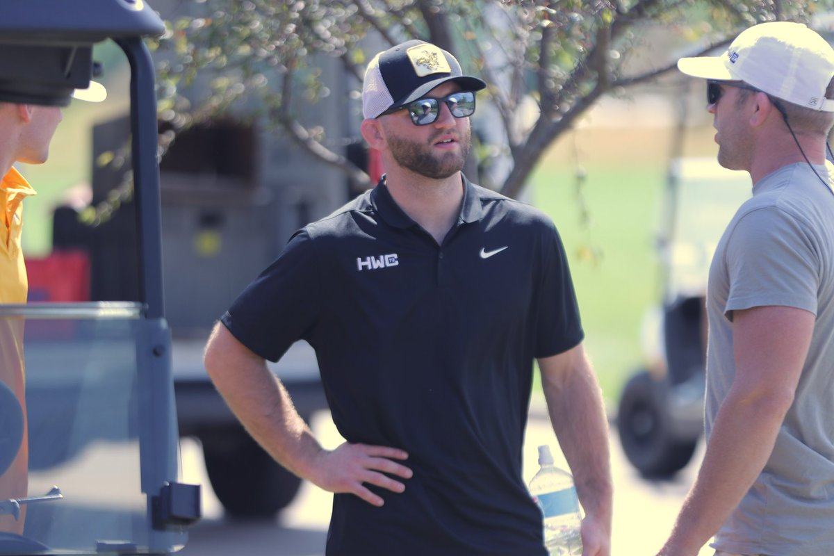 Alex Marinelli 🐂 known for his pace and relentless pressure is a great Hawkeye 💪🏼🐤 Alex’s career has been extended because of you, our faithful fan base and is now passing down his wrestling 🤼 knowledge to the next generation of hammers 🔨in the new <a href="/hawkswacademy/">Hawkeye Wrestling Academy</a>