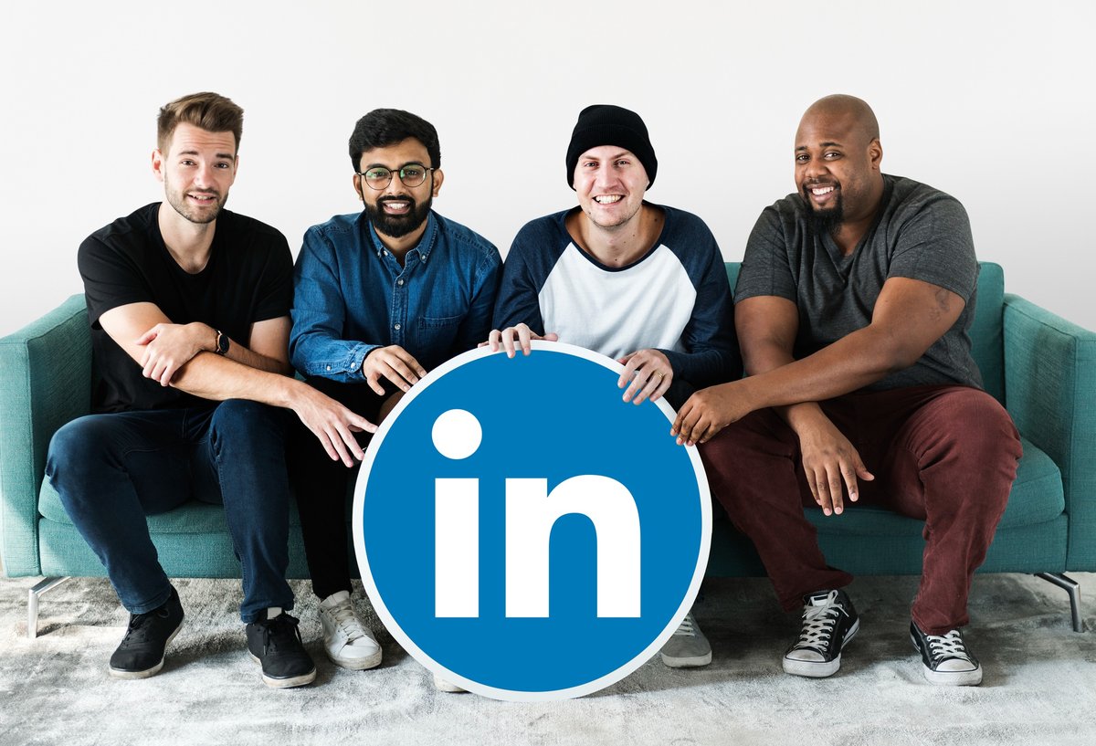 RobocoreUKLtd's tweet photo. 10 Innovative Steps to Boost Your Personal Brand on LinkedIn https://t.co/5INzmrxDQz https://t.co/NNN9of2lby