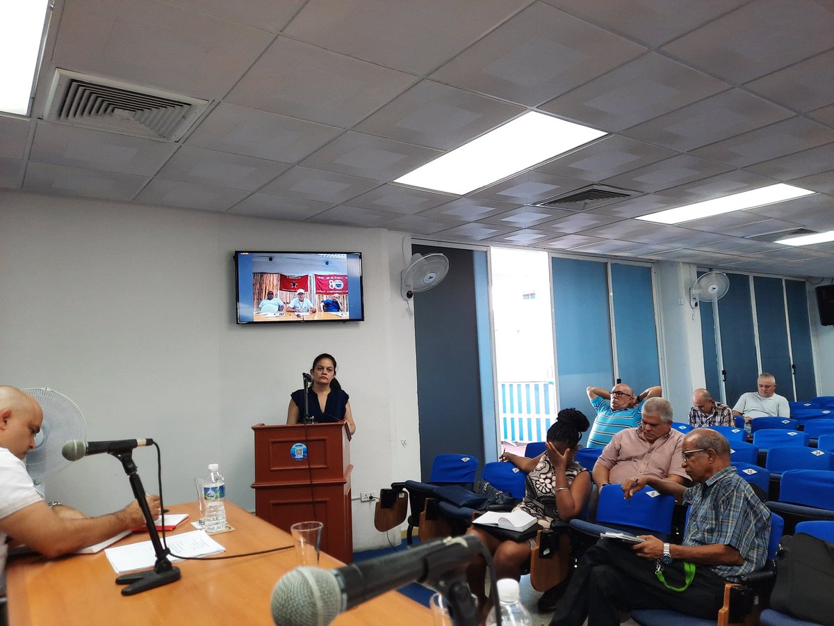 InesMChapman's tweet photo. El uso racional y productivo del agua es necesario para seguir avanzando en el impulso de la economía y el servicio a la población. Se alerta en este encuentro sobre las próximas lluvias,seguimiento al abasto de agua y los trasvases,así como la previsión ante zonas con sequía 🇨🇺 https://t.co/3B7c2vl3h7
