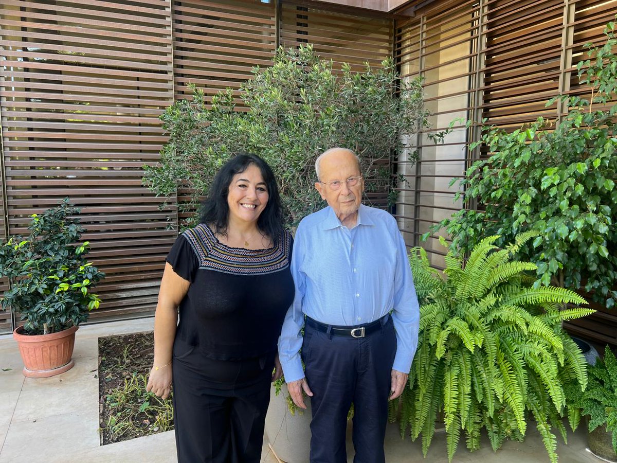 اروع قعدة مع انضف واشرف واوعى انسان
Mon général