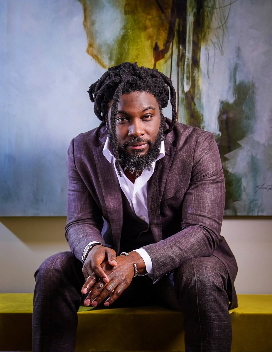 Evatheking250's tweet photo. 🌟 Start your week with a fantastic read! 🌟
Today's highlight:*Jason Reynolds* and his gripping book "Ghost" ✨Dive into this compelling story of resilience and self-discovery.
Discover more: https://t.co/5XIgDWRAFP
Get your copy: https://t.co/two5TnsEwa
#GhostBook #BookTwitter https://t.co/Dlz7co0c6k
